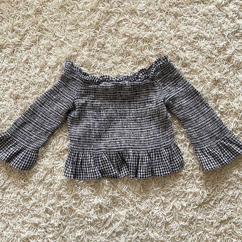 American eagle outfitters off shoulder blouse!